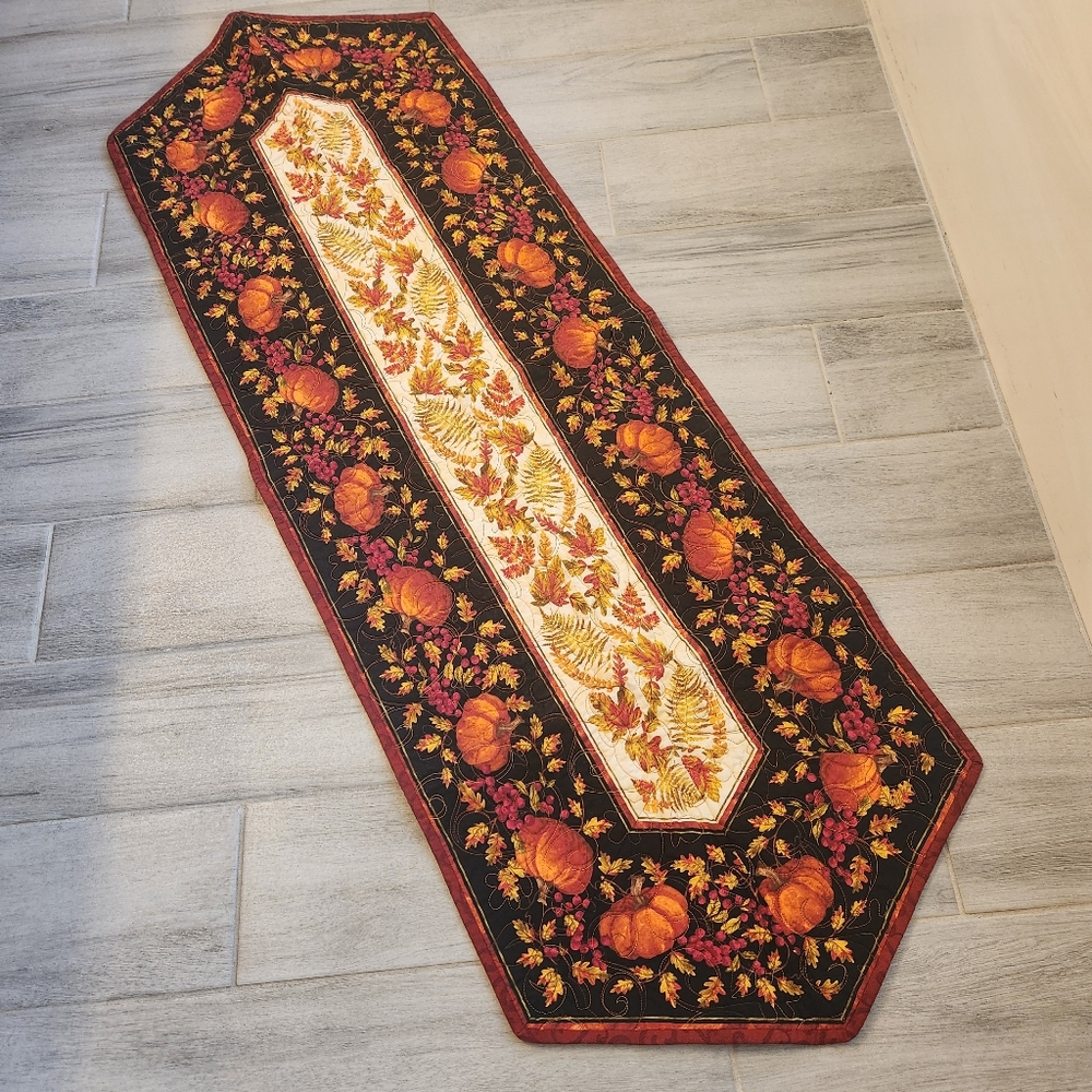 Fall pumpkins table runner red black 100% cotton handmade holidays quilted new